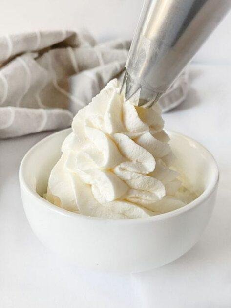 7 Segredos para Transformar 1 Copo de Leite no Chantilly Caseiro Perfeito 1 Chantilly Caseiro