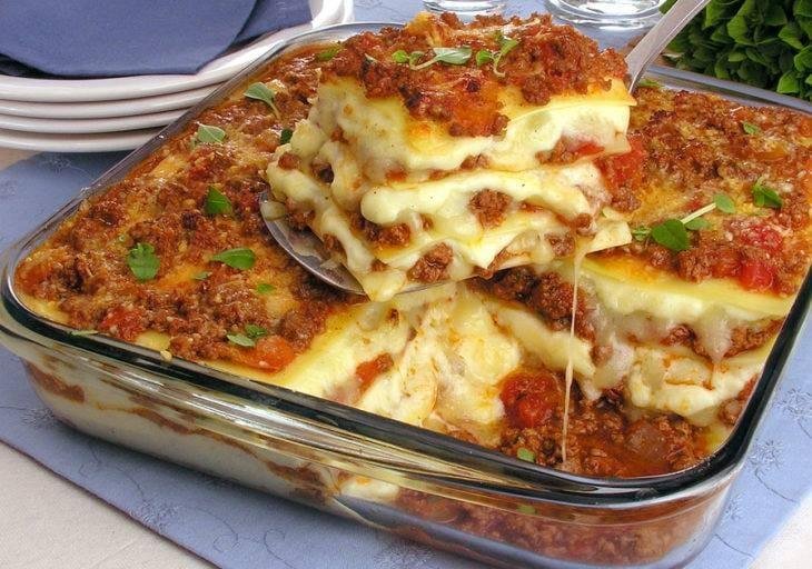 Lasanha com Escondidinho de Carne Moída: Uma Receita Clássica e Deliciosa 16 Lasanha com Escondidinho de Carne Moída: Uma Receita Clássica e Deliciosa